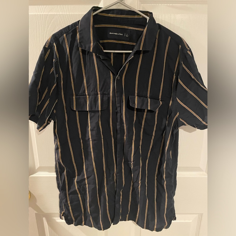Abercrombie mens lightweight button down, EUC